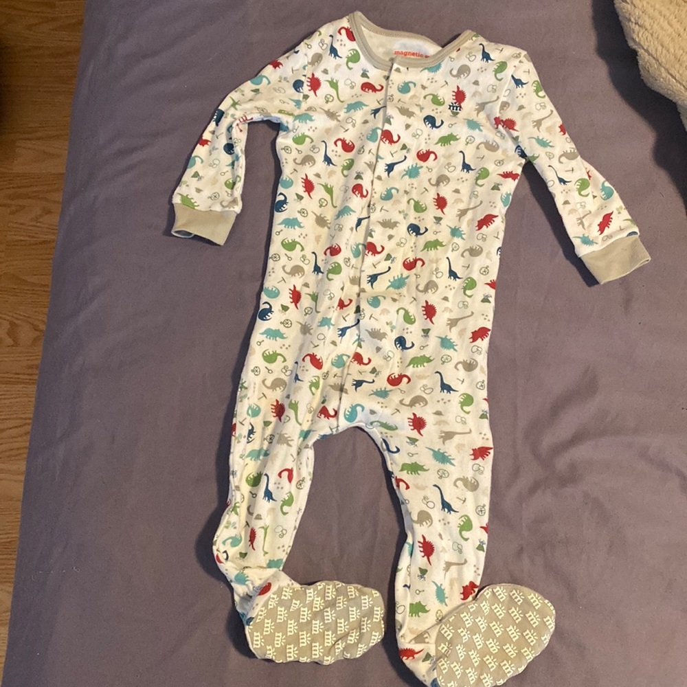 Magnetic ME onesie 9-12 months